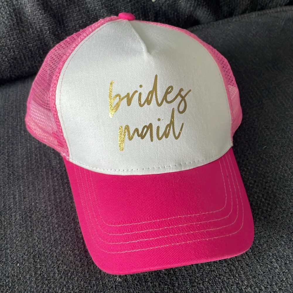 ☘️2/$15☘️Ladies Bridesmaid logo Hat